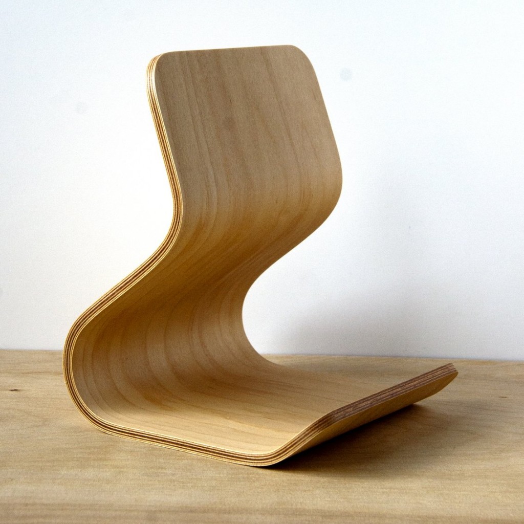Bent Plywood Tablet Stand